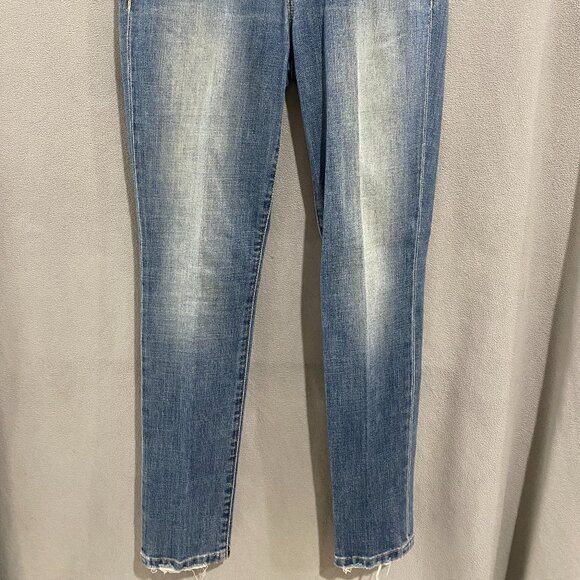 Joe’s Jeans Skinny Ankle Jeans Size 26 Raw Hem Light Wash Stretch - Picture 7 of 8